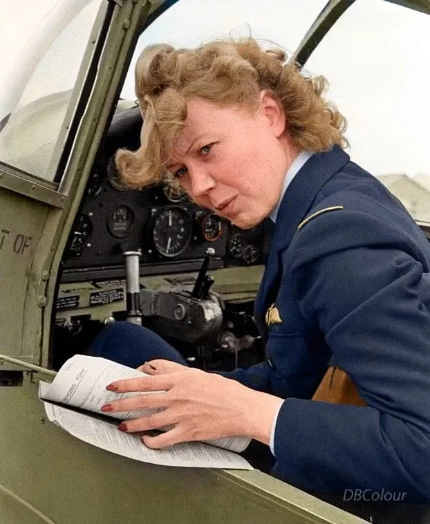 ROYAL-AIR-FORCE-Attagirls-6.webp
