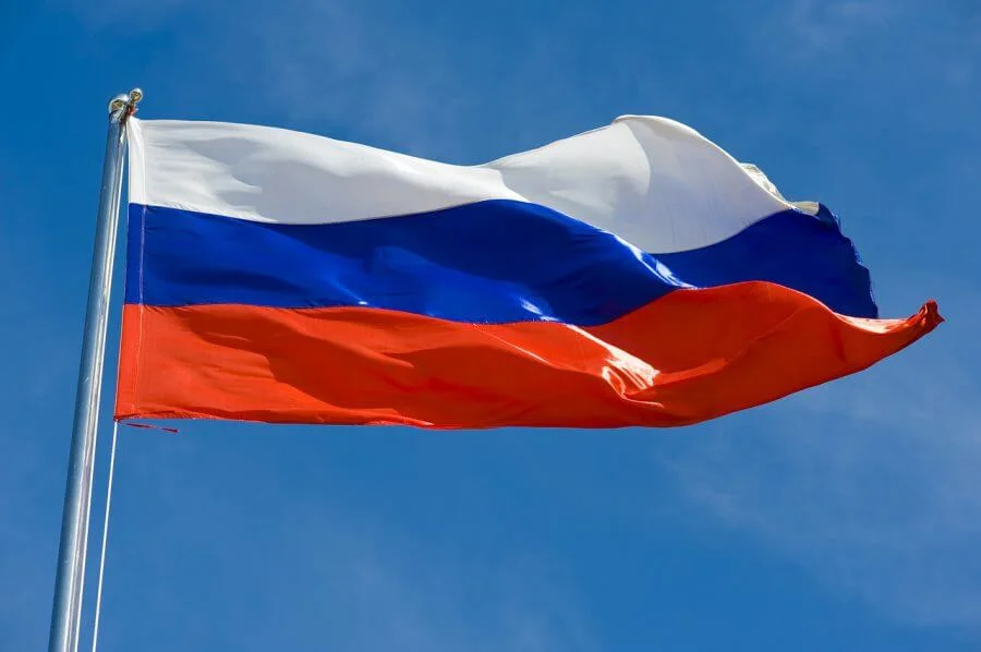 russian-flag-e1536166877431.jpg