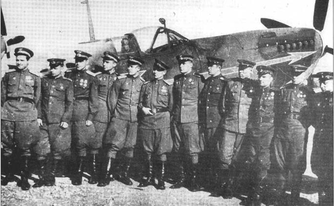 russian spitfire LFIX pilots.jpg