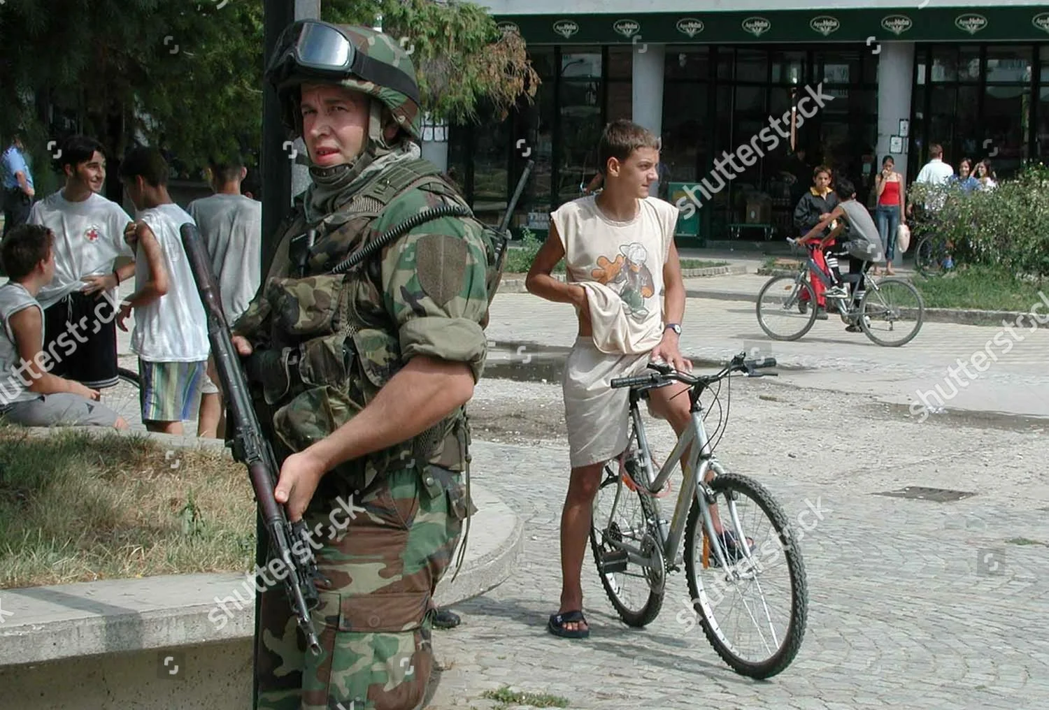 serbia-montenegro-bujanovac-policeman-aug-2003-shutterstock-editorial-7917619a.webp