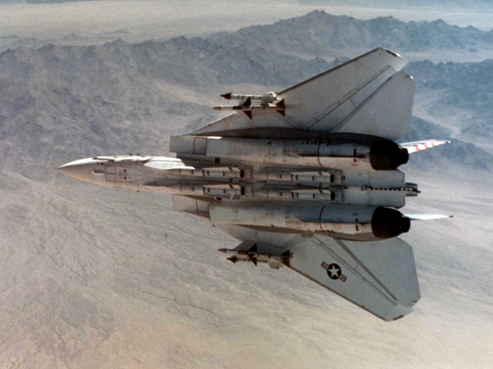 side_of_missile-armed_F-14A_Tomcat_of_VF-211_c1977.jpg