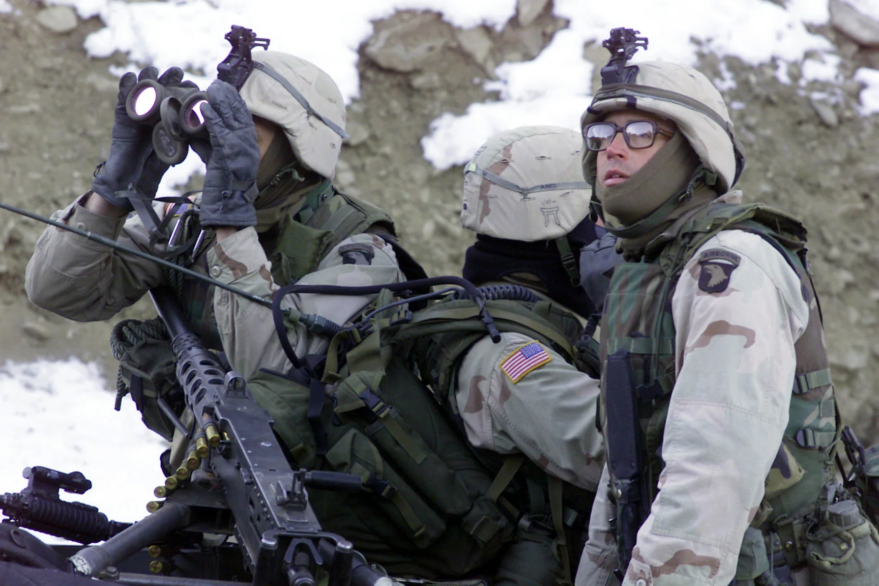 Soldiers_from_the_1st_Battalion,_187th_Infantry_Regiment,_101st_Airborne_Division_(Air_Assaul...webp