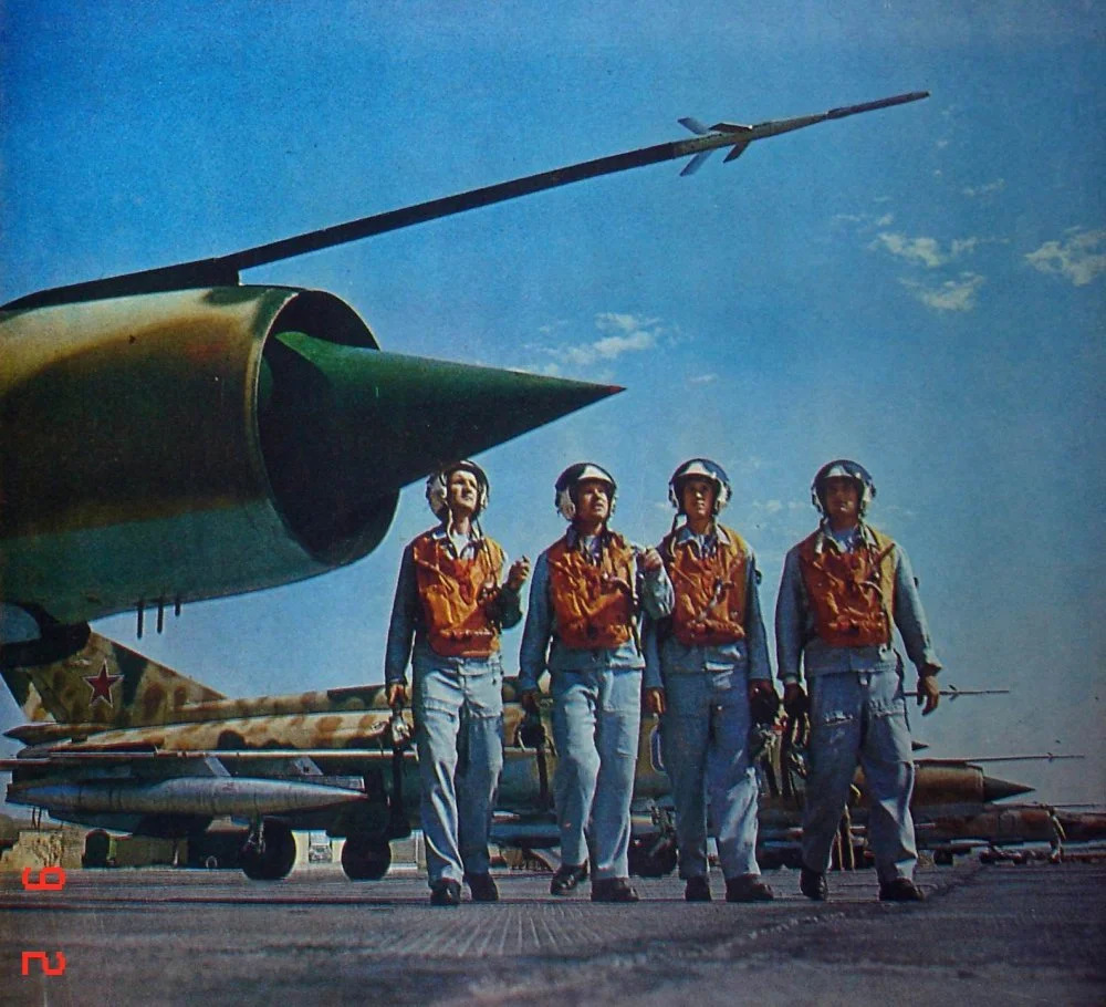 Soviet MiG-21 on ground, note Mae West (~1980s).webp