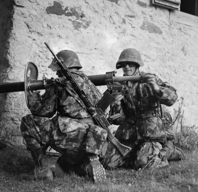 Switzerland produced a licensed version of the Blindicide the Raketenrohr 58 (RR 58) These we...webp