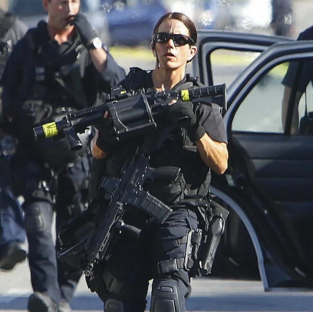 the-first-and-only-female-in-lapd-v0-ckisf5zllk551.webp