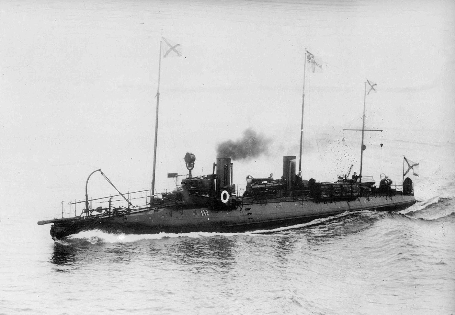 Torpedo_boat_142_1897.jpg