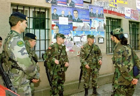 U.S. and french soldiers(2) in bosnia.webp