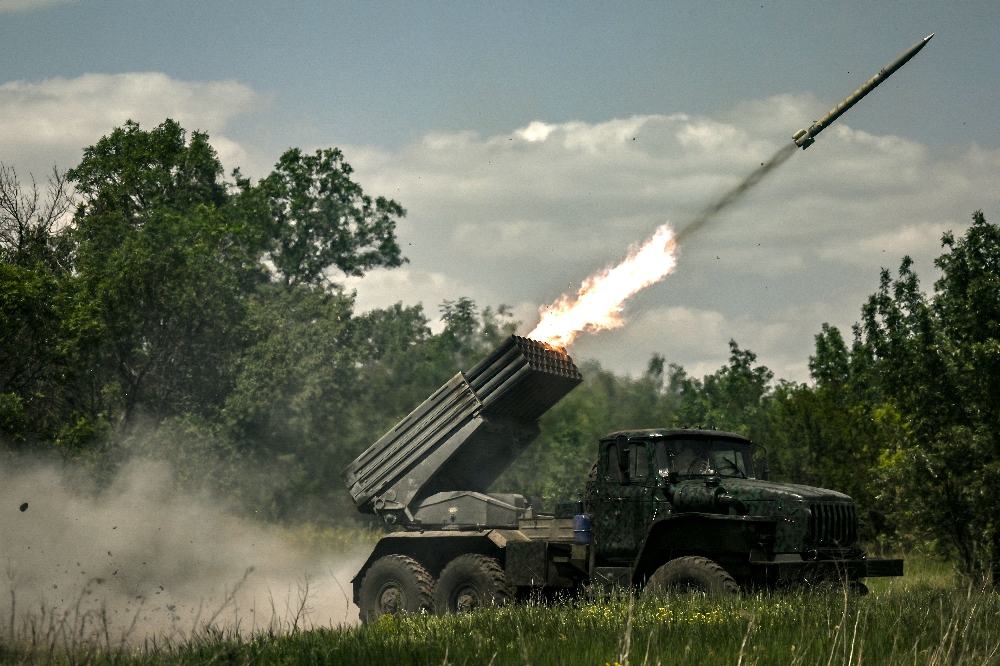 ukrainian-mlrs-firing-donbas-against-russians.jpg