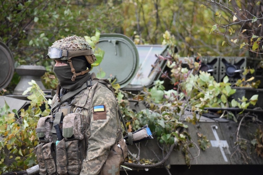 Ukrainian-soldier-Bakhmut.jpg