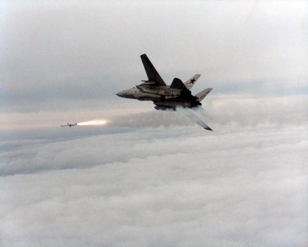 us-navy-f-14a-of-vf-33-firing-aim-7-mid-1980s-jpg.jpg
