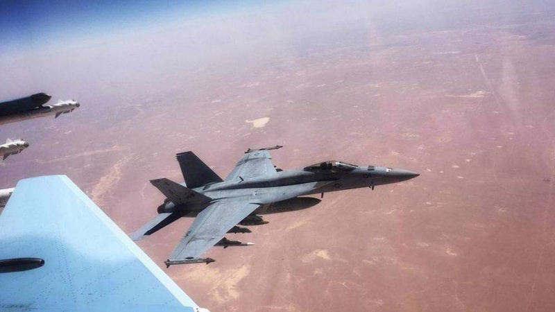 US Navy FA-18E intercepted by Russian Su-30SM over Eastern Syria.jpg