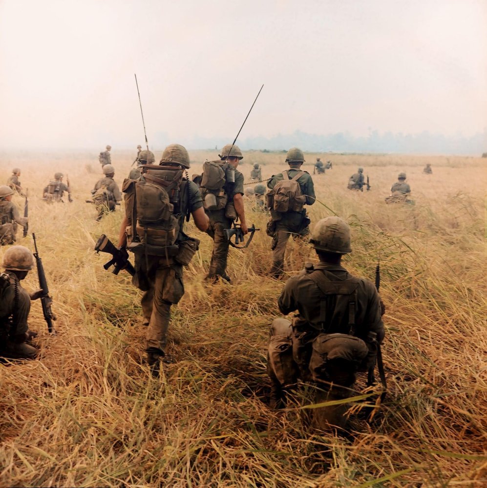 US Soldiers of the 327th Infantry, 101st Airborne Brigade.jpg
