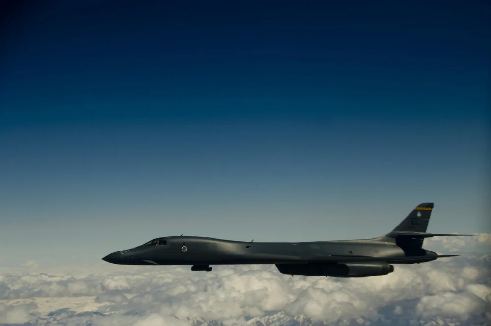 USAF-B-1-B-Lancer-3.webp