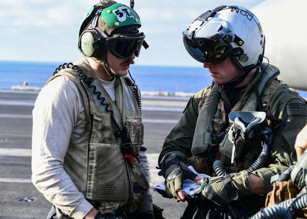USS-Harry-S-Truman-CVN-75-131642.webp