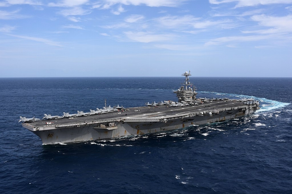 USS-Harry-S-Truman-underway-in-September-2010.jpg