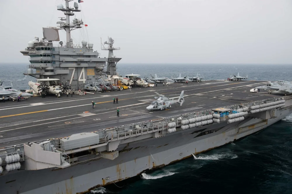 USS-John-C-Stennis-CVN-74-42424.webp