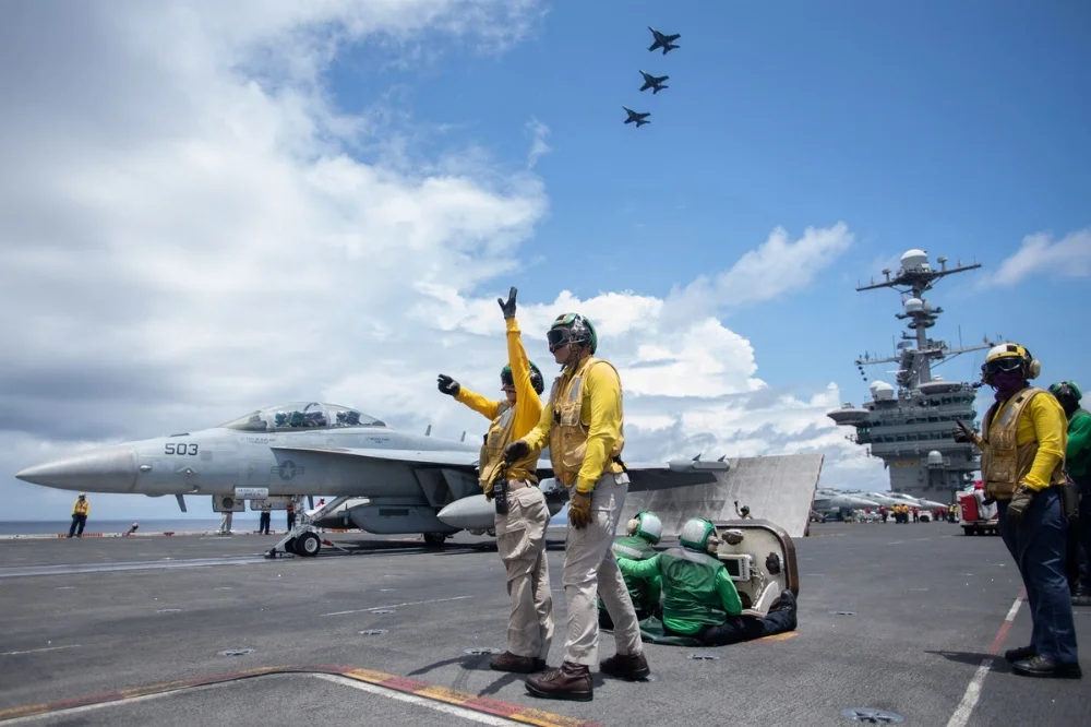 USS-John-C-Stennis-CVN-74-644685.webp