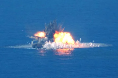 USS Schenectady target ship.webp