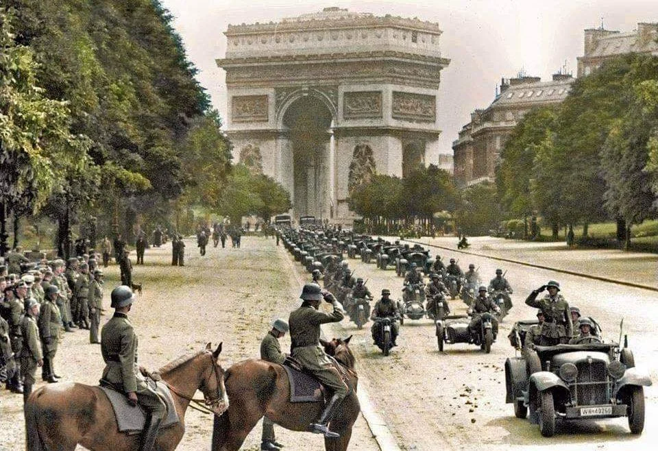 Wehrmacht en París.webp