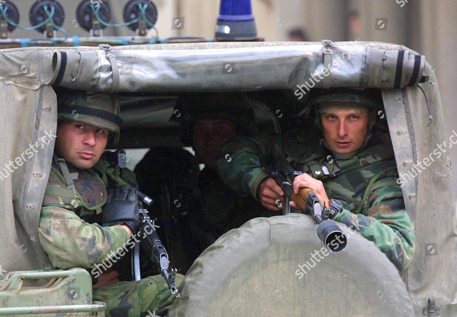 yugoslavia-extra-ordinary-troops2-may-2001-shutterstock-editorial-7743074a.jpg