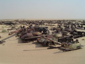 abandoned-tank-graveyard-kuwait.jpg