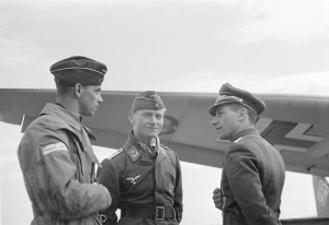 German_pilots_25_June_1941_worldwartwo.filminspector.com_9.png