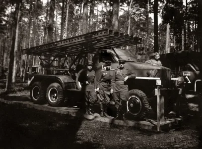 1945.jpg