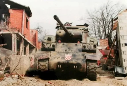 American armored vehicles5.webp