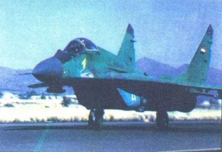 Yemeni MiG-29 (9-13) (21 white).webp