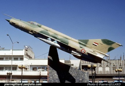 Yemeni MiG-21 (9477) at Al Hudayda (3 January 1997) (2).jpg