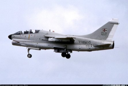 Thaï Navy TA-7C (1417, 156788 , E-055) of 104 Sqn over Rayong - U-Taphao Int'l (6 August 1996).jpg