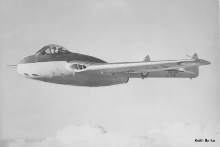 Royal Navy Sea Vampire F.20 (VV149) inflight.jpg