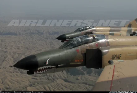 IRIAF F-4E (3-65..) inflight over Iran (31 January 2010).webp