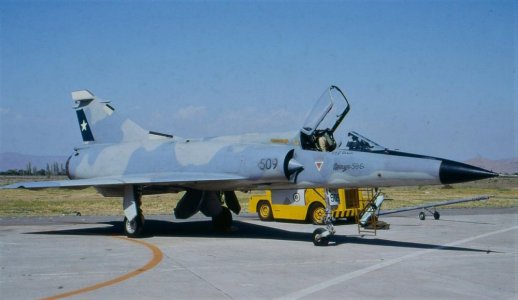 Chilean Mirage 50C (509) on ground.jpg
