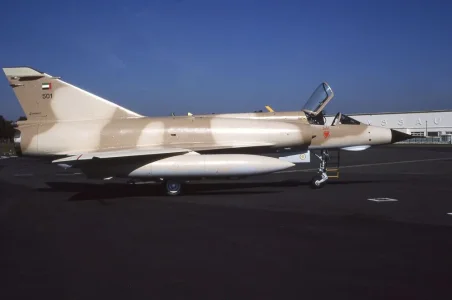 UAEAF Mirage 5EAD (501) at Bordeaux (October 1995).jpg