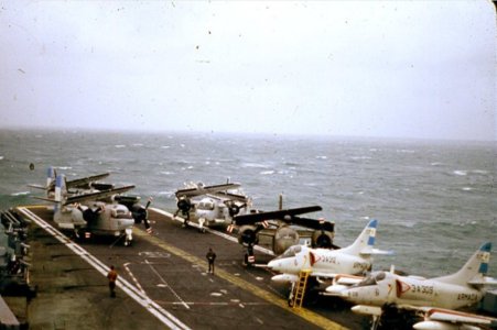 Argentine Navy A-4Q (3-A-305 & 312) & S-2 on 25 de Mayo (~1980).jpg
