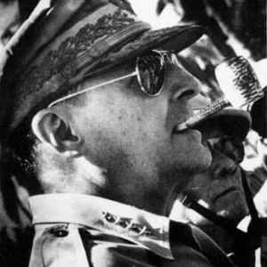 General Mcarthur