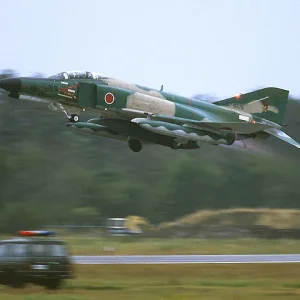 RF-4EJ