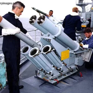 Royal_Navy-Loading_Chaff_Rockets