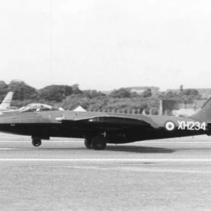 Canberra B(I).8, XH234 At Farnborough, 7 Sep 57