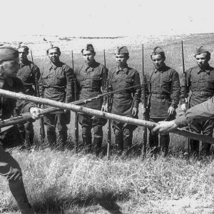 Russian Bayonet training WW2