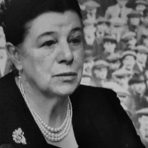 Mrs Katie MORTER, wife of Percy MORTER