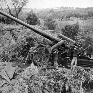 170mm Kanone 18 Heavy Artillery About To Fire