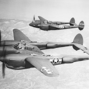 P-38-lightning-e1430959414779