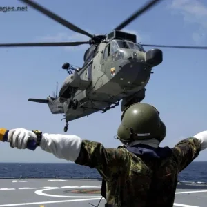German Navy - Sea King landing