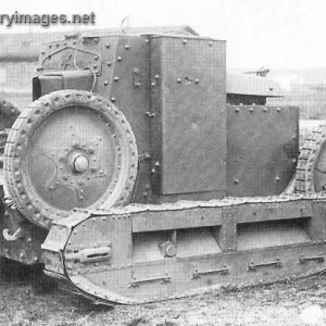 Saint-Chamond Modle 1921 on tracks