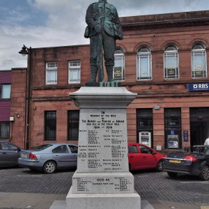 Annan War Memorial, Dumfriesshire.
