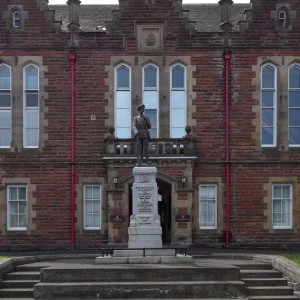 STRANRAER WAR MEMORIAL (1)