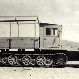 2743628