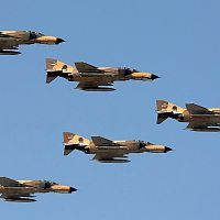 A_formation_of_IRIAF_F-4s_over_Bushehr